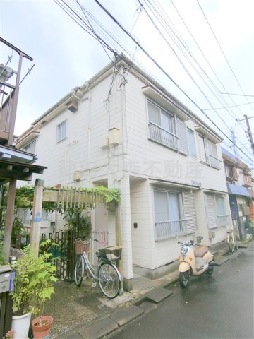 ファミールカツラの外観