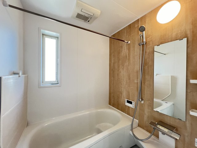 橿原市曲川3丁目全5区画の浴室|のびのび入浴できる1坪タイプシステムバス