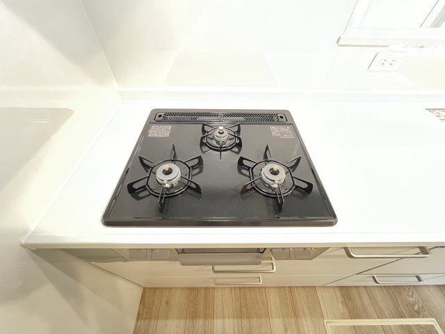 橿原市曲川3丁目全5区画のキッチン|３口ガスコンロ