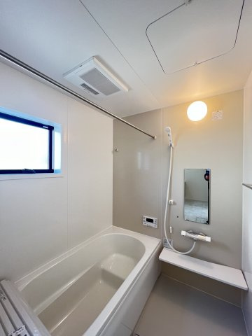 桜井市粟殿　第13期の浴室|のびのび入浴できるシステムバス