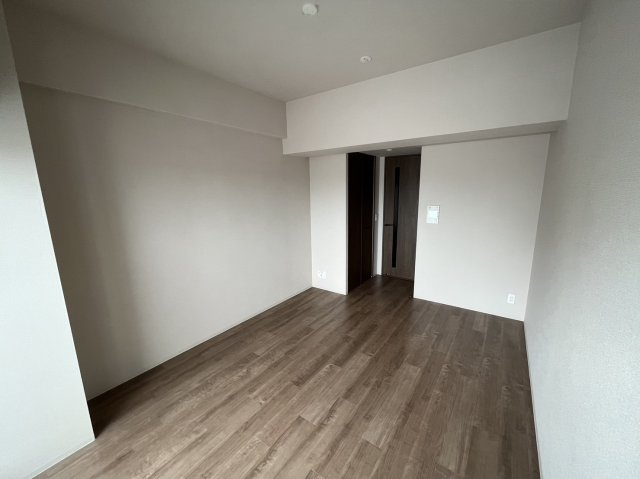 ソルレヴェンテ八戸ノ里の洋室