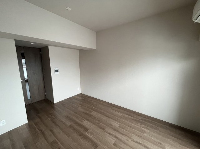 ソルレヴェンテ八戸ノ里の洋室