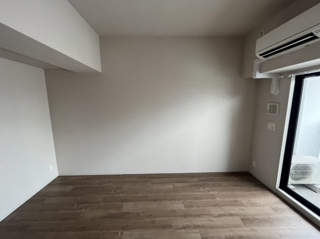 ソルレヴェンテ八戸ノ里の洋室