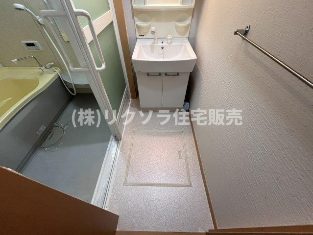 倉治2丁目　中古一戸建ての脱衣所|■物件内覧・資金計画相談・住宅ローン相談、リフォーム相談、お問合せ受付中■
※当日・翌日のご内覧、ご相談はお電話でのお問合せがスムーズです！