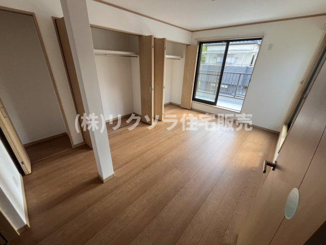 倉治2丁目　中古一戸建ての寝室|2階洋室7.5帖
■物件内覧・資金計画相談・住宅ローン相談、リフォーム相談、お問合せ受付中■
※当日・翌日のご内覧、ご相談はお電話でのお問合せがスムーズです！