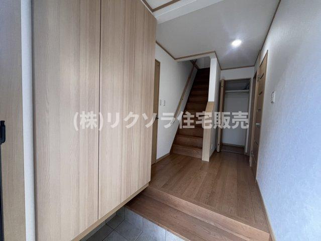 倉治2丁目　中古一戸建ての収納|大容量シューズボックス
■物件内覧・資金計画相談・住宅ローン相談、リフォーム相談、お問合せ受付中■
※当日・翌日のご内覧、ご相談はお電話でのお問合せがスムーズです！
