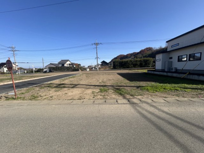 【前面道路含む現地写真】 | 富岡市上高瀬分譲地区画④ | 前面道路含む現地写真です