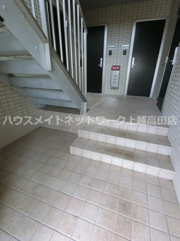 リュミエール Ｂのその他共用部分|共有階段