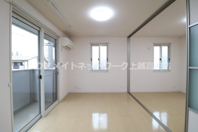 リュミエール Ｂの居間・リビング|LDK