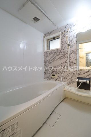 リュミエール Ｂの浴室|浴室1坪（追焚機能付）