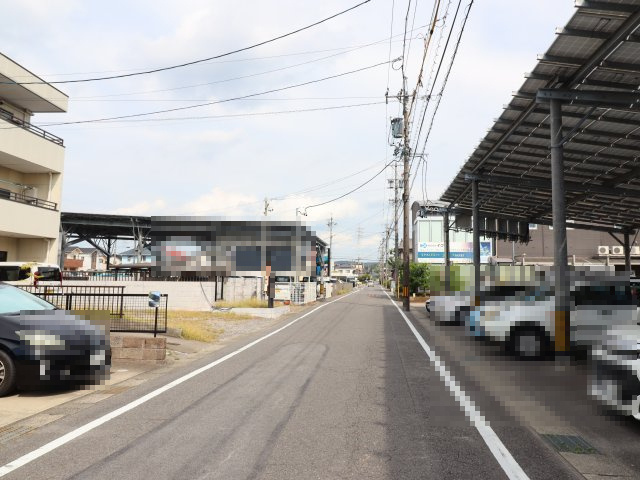 【前面道路含む現地写真】の画像