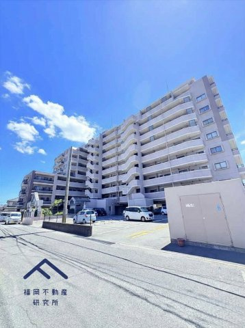 アンピール教育大前IIの外観