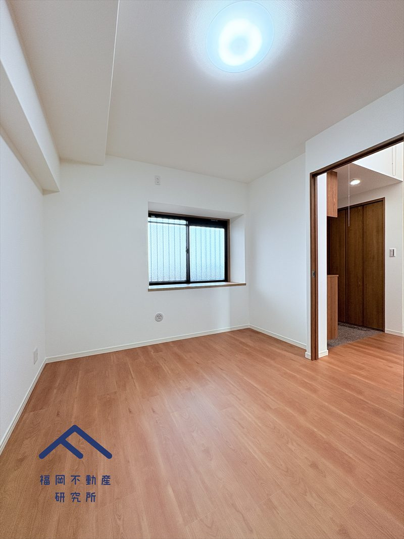 アンピール教育大前IIの洋室