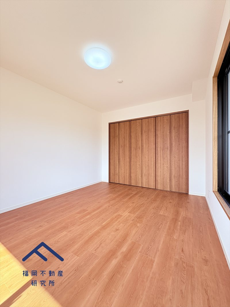 アンピール教育大前IIの洋室