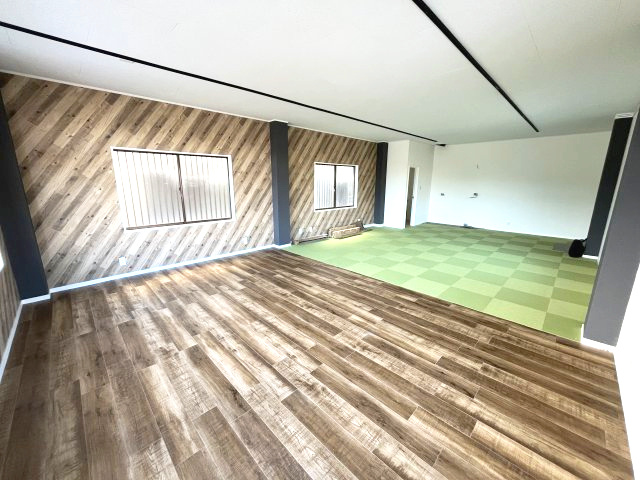 豊岡4丁目　みわのアパートの洋室