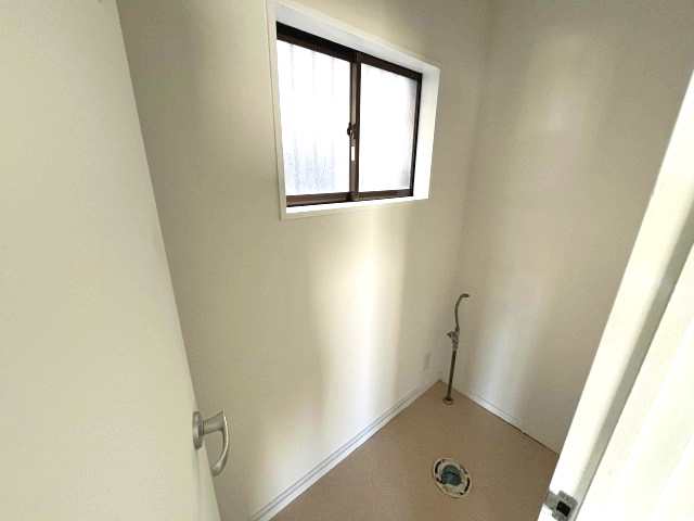 豊岡4丁目　みわのアパートの居間・リビング