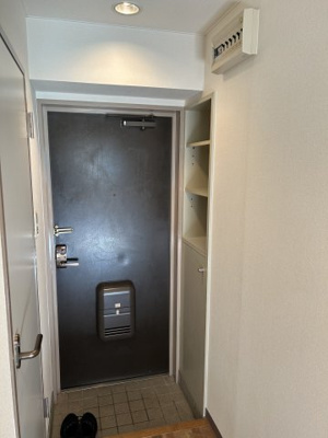 【玄関】 | エスプローネ春日町公園