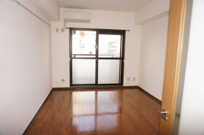 【寝室】 | パラッツオ２１