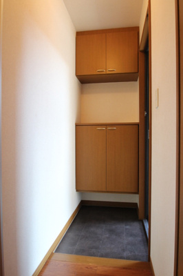 【玄関】 | ストークシャトル　B棟