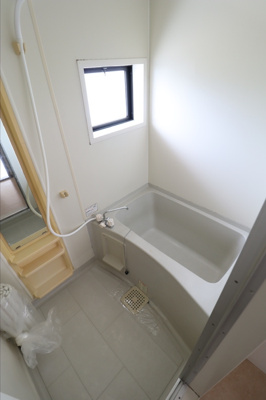 【浴室】 | カンフォタブルライフ　A棟