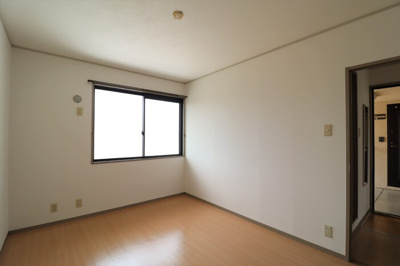 【寝室】 | カンフォタブルライフ　A棟