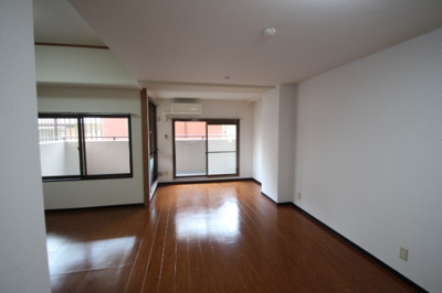 【居間・リビング】 | ロジェ岡山