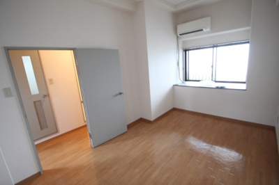 【居間・リビング】 | ロジェ岡山