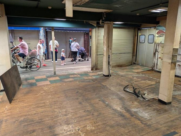 大阪市城東区今福西１丁目の店舗一部の内装