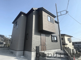 【外観】 | 秦野市北矢名  4号棟 第1 | イメージパース（完成時に現況と異なる場合は現況優先となります）