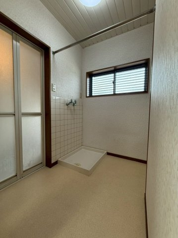 和歌山市新堀東　戸建の洗面所