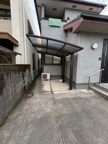 和歌山市新堀東　戸建の駐車場