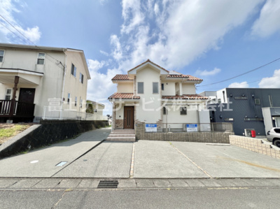 【駐車場】 | 三島市佐野見晴台2丁目 中古戸建て | 駐車場の用意があります