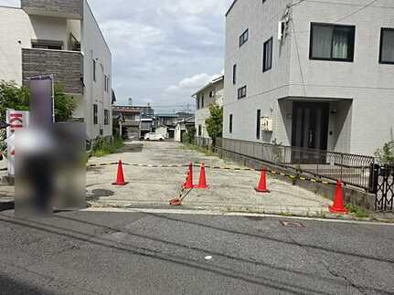 広島市南区青崎２丁目の前面道路含む現地写真