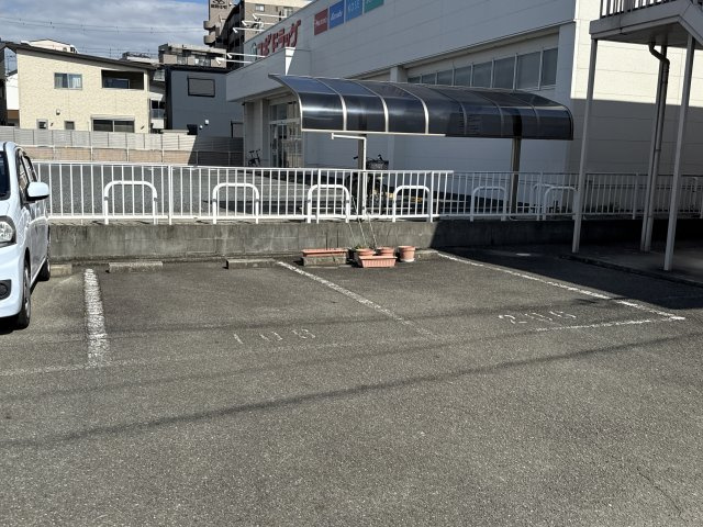 フレグランスＨ・Ｍの駐車場