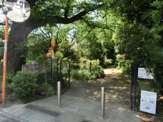 【周辺】 | 北区上十条1丁目　新築戸建　B号棟 8990万円 | 北区立中央図書館