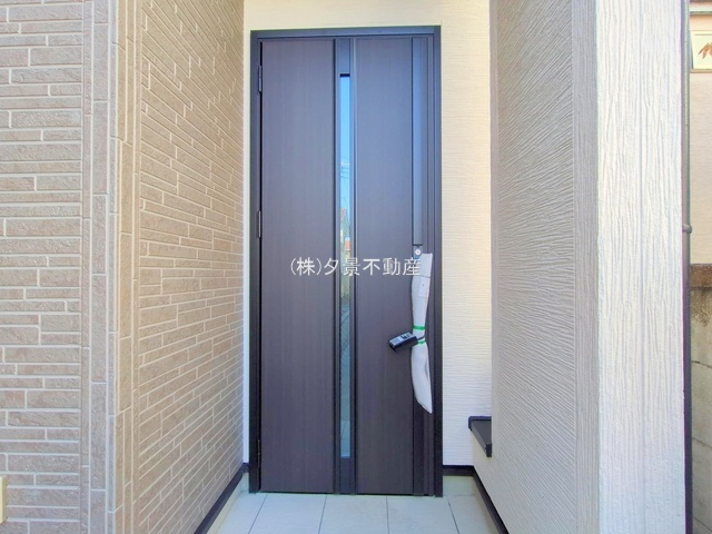 《仲介手数料無料》練馬区石神井町６丁目27-26(2号棟)新築一戸建てTIARA