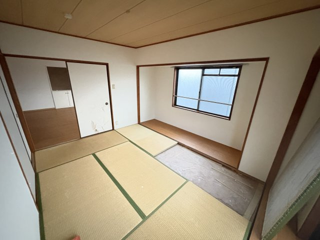 フローライト市川の和室