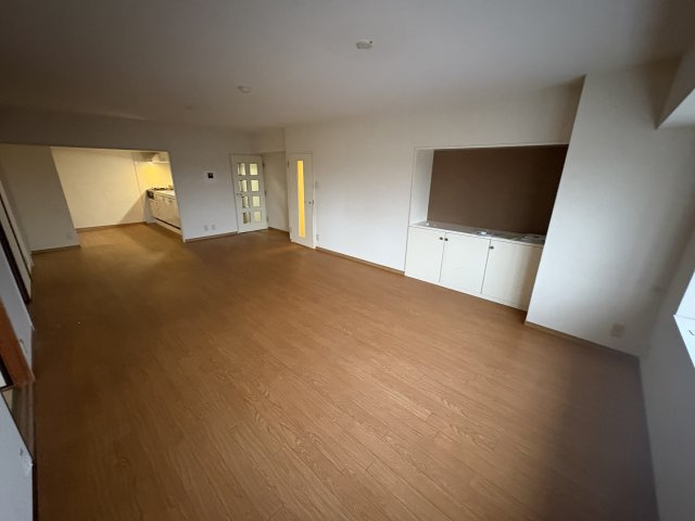 フローライト市川の居間・リビング