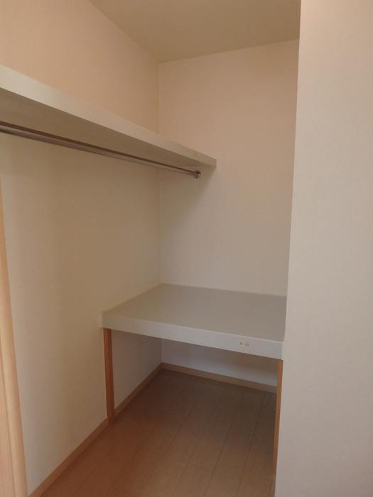 クレインハイム　Aの収納