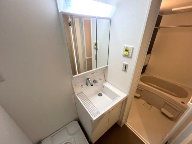 ココングランジュール芦屋西1の洗面所