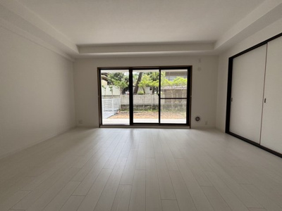 【居間・リビング】 | ヴェール牛田 | ヴェール牛田　令和7年11月リフォーム工事完了