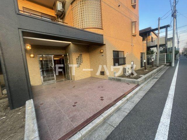 アドバンス東習志野のエントランス