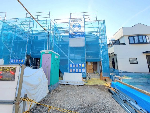 【Livele Fine】野田市尾崎台Ⅱ 全4邸の前面道路含む現地写真|〇１号棟〇
ウォークインクローゼット付きの収納豊富なお家！インテリアの統一感を作りやすい洋室のみの間取りです♪
2025年8月撮影