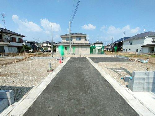 【Livele Fine】久喜市栗橋東 全4邸の前面道路含む現地写真|〇前面道路〇
開発道路約4m
2025年7月撮影