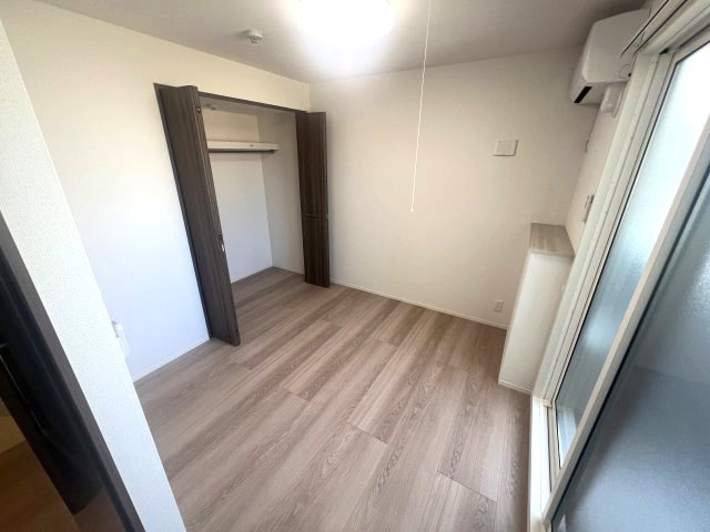 バレンティアの寝室