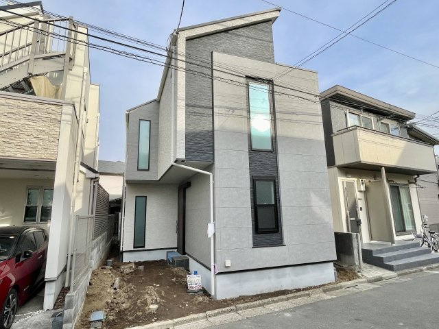 ＜LIBERi リーベリー＞練馬区小竹町2丁目　希少エリア　限定1棟の外観|2026年1月撮影