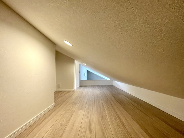 ＜LIBERi リーベリー＞練馬区小竹町2丁目　希少エリア　限定1棟の収納