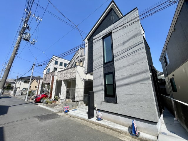 ＜LIBERi リーベリー＞練馬区小竹町2丁目　希少エリア　限定1棟の前面道路含む現地写真|2026年3月撮影