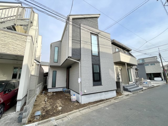 ＜LIBERi リーベリー＞練馬区小竹町2丁目　希少エリア　限定1棟の外観パース