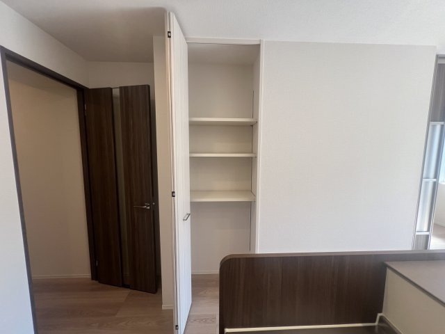 エレナ本山の収納